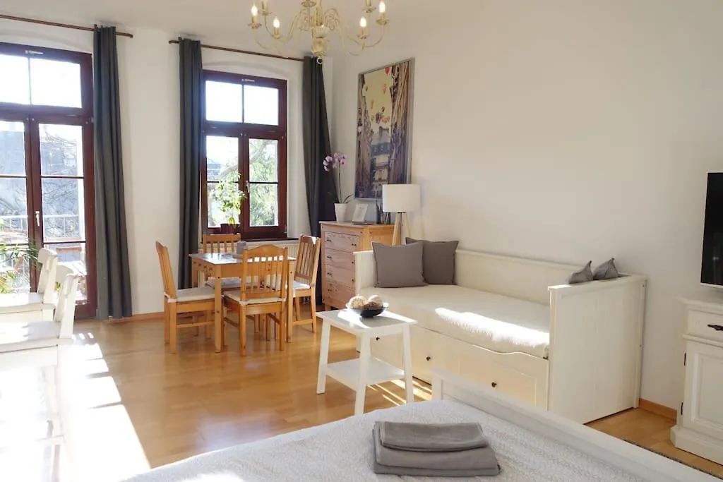 Cosy Studio, Sunny Balcony In It-District Neustadt دريسدن 0*,  ألمانيا